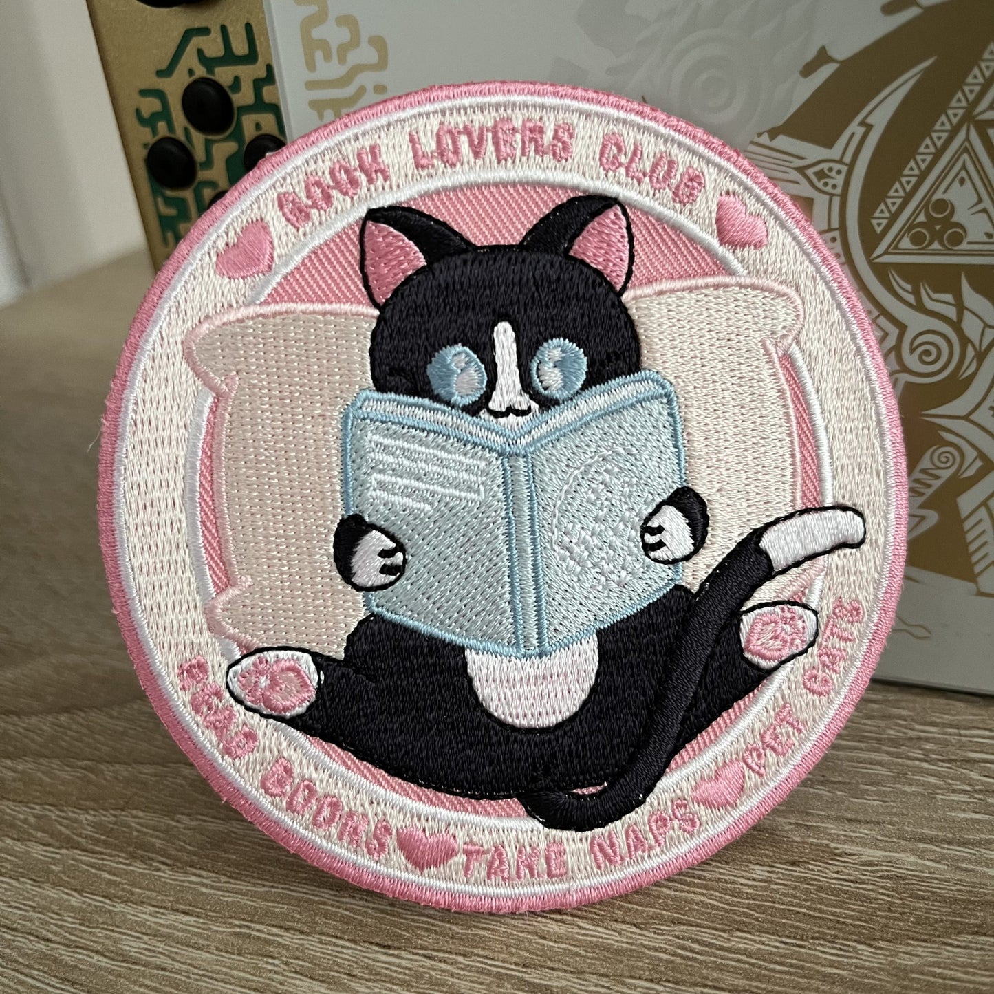 Parche de ropa - Gato lector