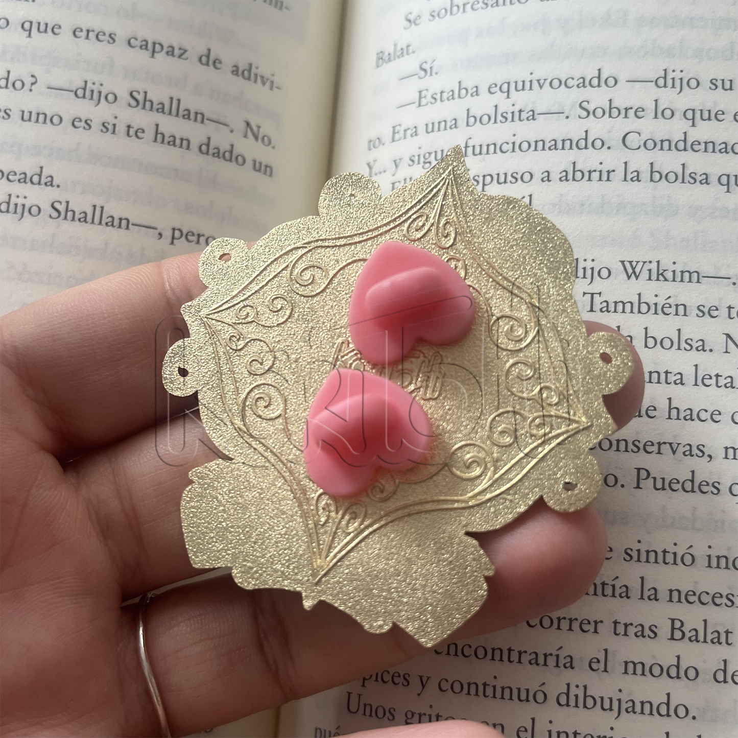 Enamel Pin - Two kingdoms - Damen and Laurent