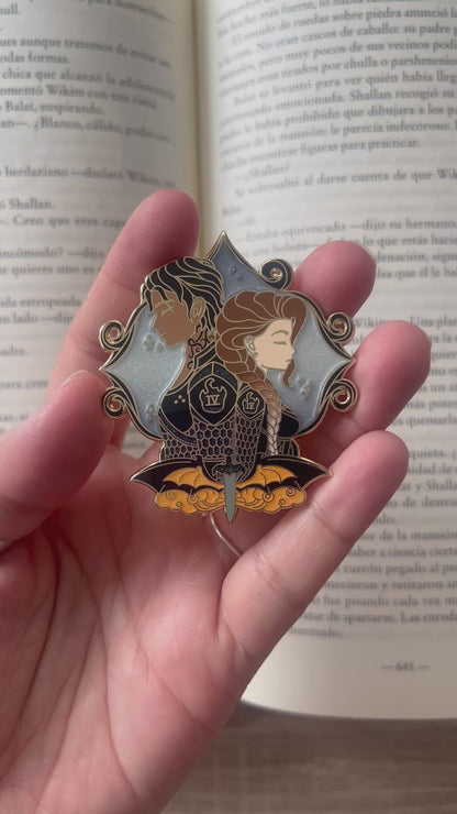 Enamel Pin - Two kingdoms - Damen and Laurent